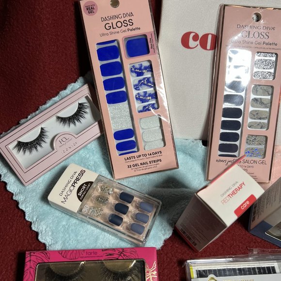 GRAB BAG FOR EYELASH AND NAILS!! - Picture 2 of 14